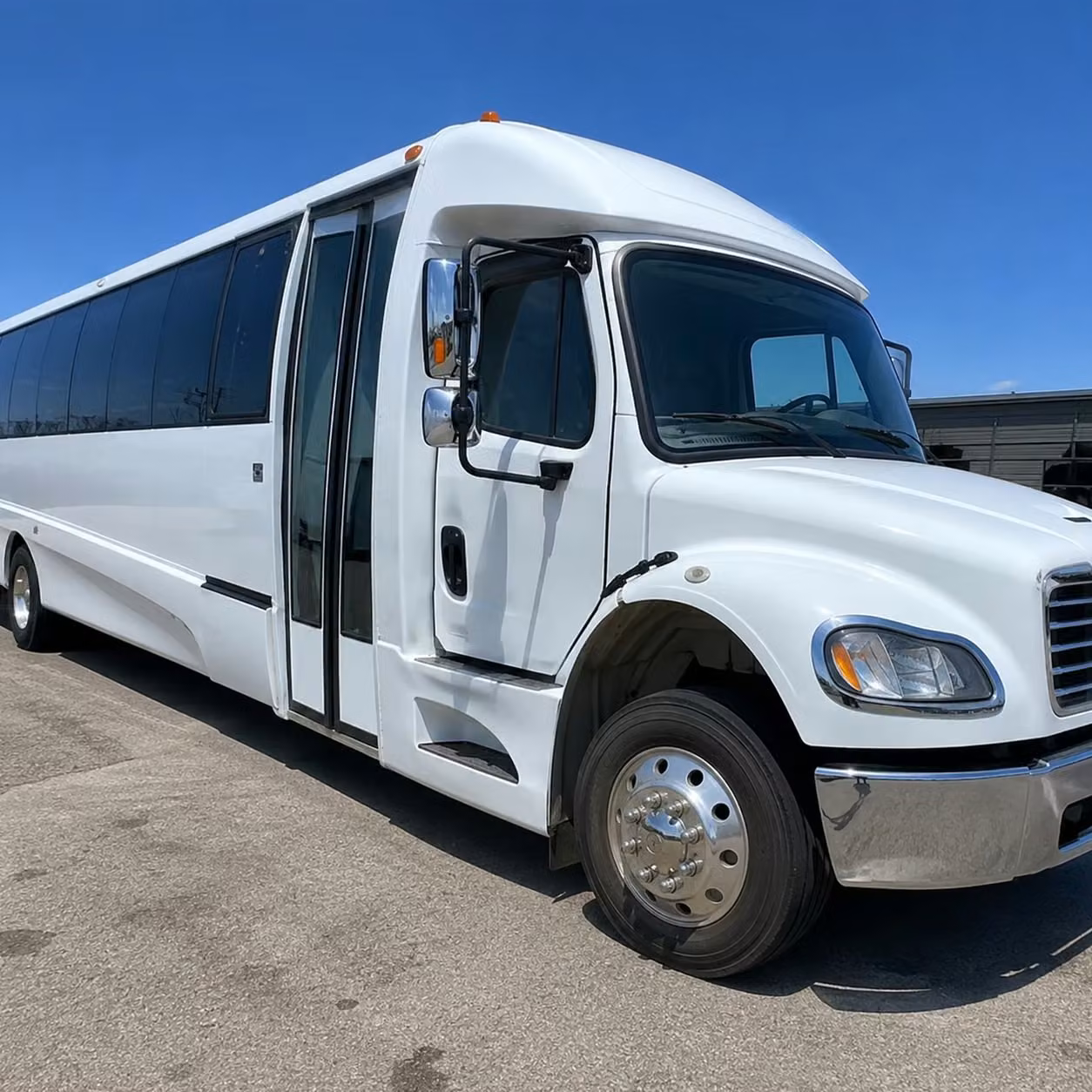 18 passenger minibus